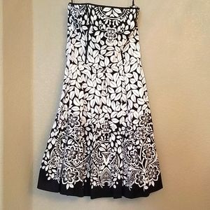 White House /Black Market